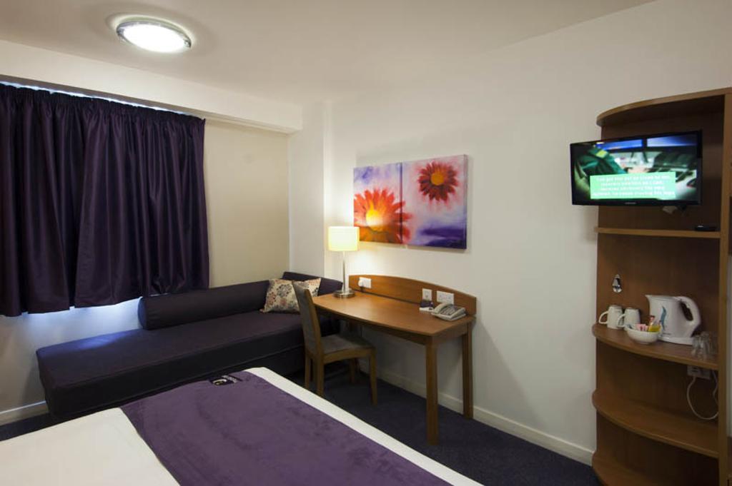 Premier Inn Southsea ポーツマス エクステリア 写真