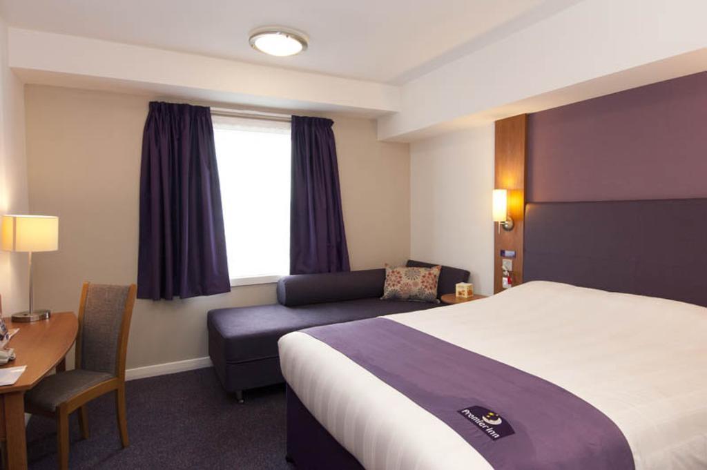 Premier Inn Southsea ポーツマス エクステリア 写真