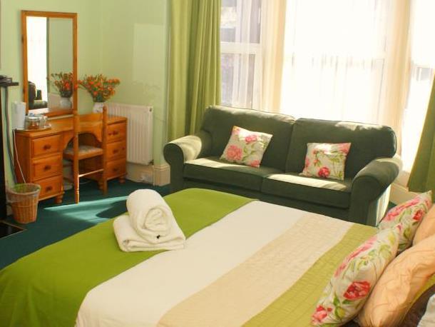 Premier Inn Southsea ポーツマス エクステリア 写真