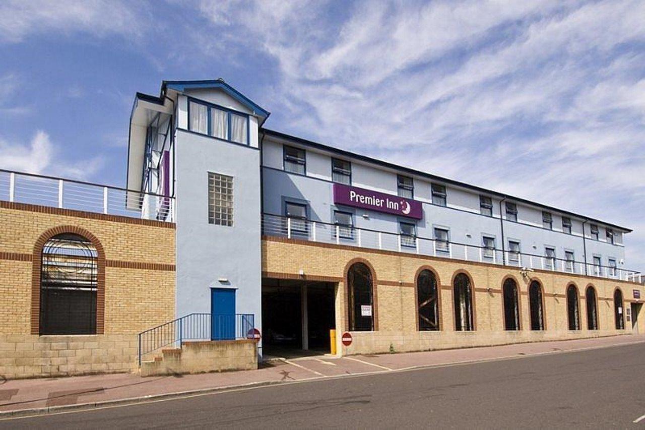 Premier Inn Southsea ポーツマス エクステリア 写真