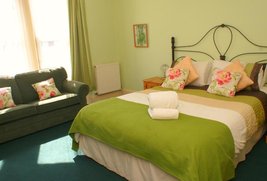 Premier Inn Southsea ポーツマス 部屋 写真